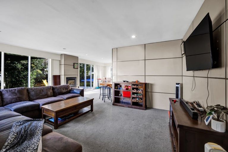 Photo of property in 24 Grey Street, Hawera, 4610