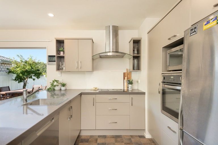 Photo of property in 39 Scoria Close, Pyes Pa, Tauranga, 3112