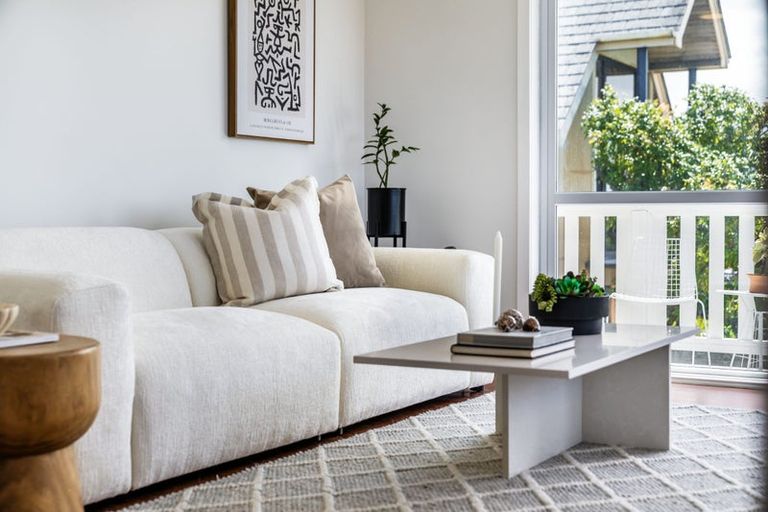 Photo of property in 1/264 Lake Road, Hauraki, Auckland, 0622