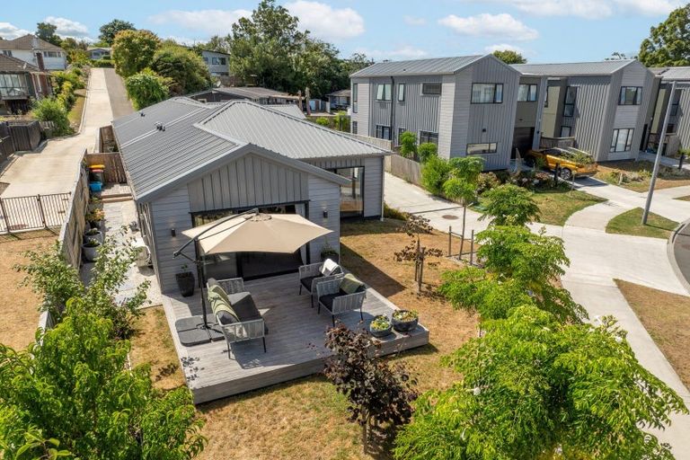 Photo of property in 56 Jacks Landing Drive, Hamilton Lake, Hamilton, 3204