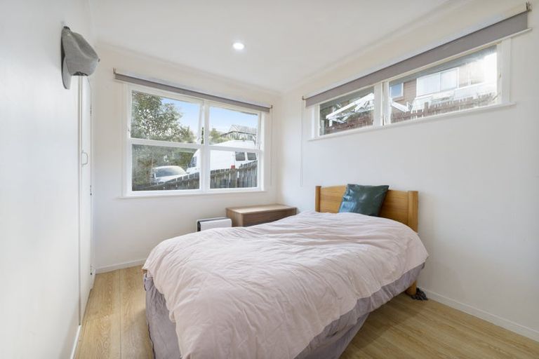 Photo of property in 49 Spence Road, Henderson, Auckland, 0612