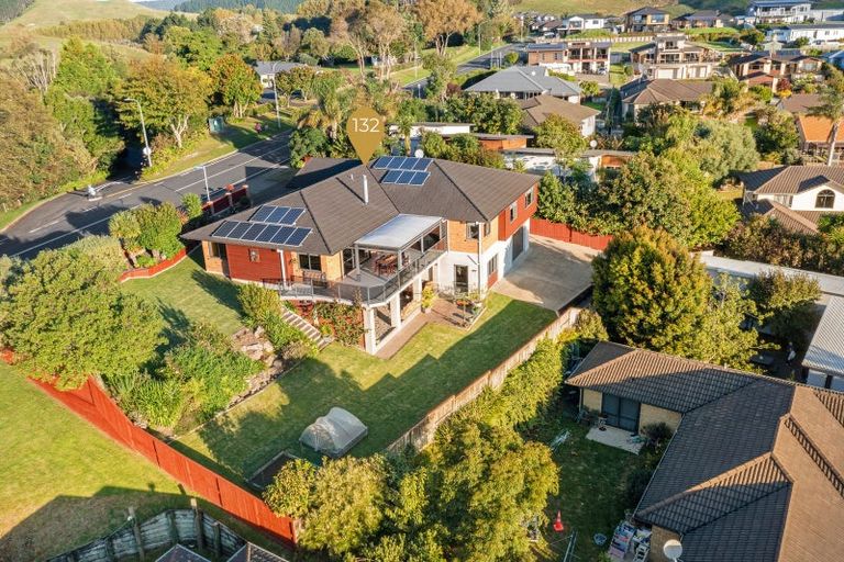 Photo of property in 132 Waikite Road, Welcome Bay, Tauranga, 3175