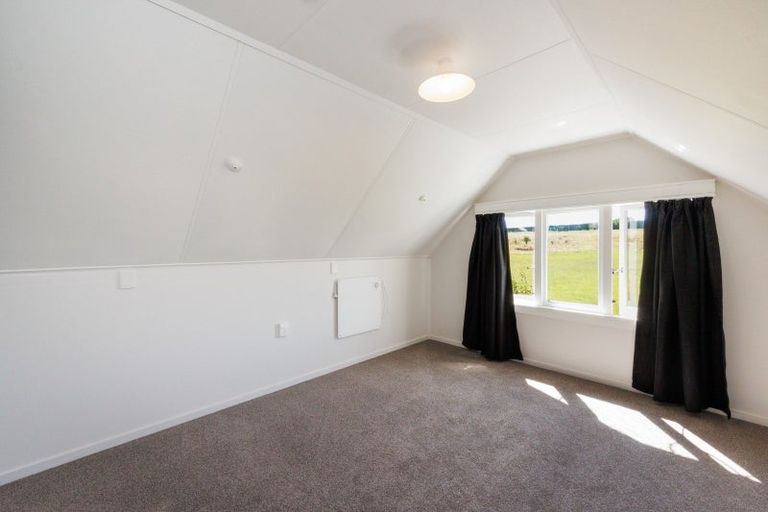 Photo of property in 167 Stoney Creek Road, Kelvin Grove, Palmerston North, 4470