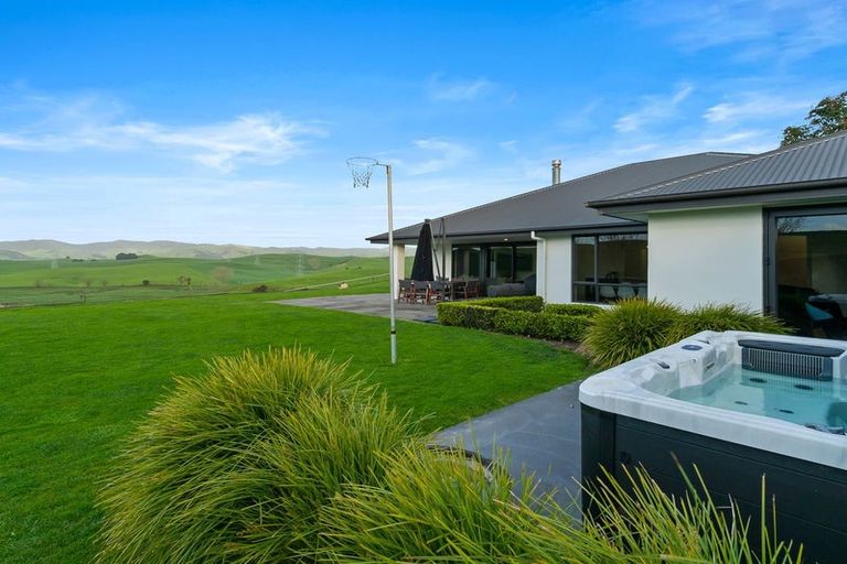 Photo of property in 383 Martin Road, Waerenga, Te Kauwhata, 3781