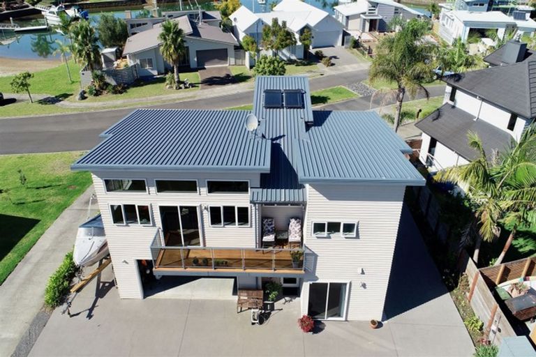 Photo of property in 16 Aquila Drive, Whitianga, 3510