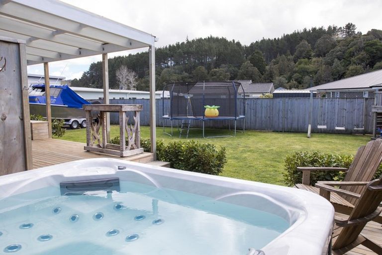 Photo of property in 13 Alf Simpson Drive, Whitianga, 3510