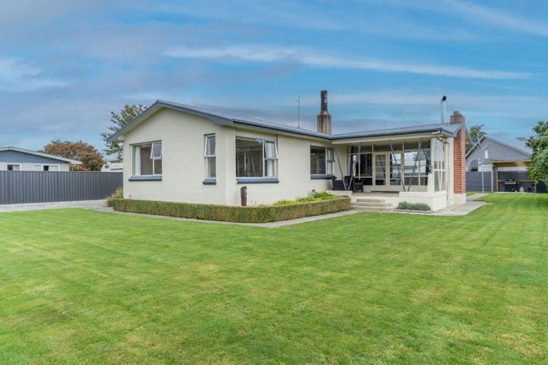 Photo of property in 10 Hillary Street, Winton, 9720