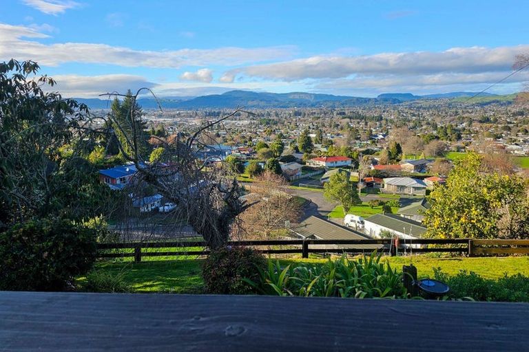 Photo of property in 6 Edward Street, Western Heights, Rotorua, 3015