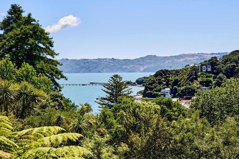 Photo of property in 35 Walter Road, Lowry Bay, Lower Hutt, 5013