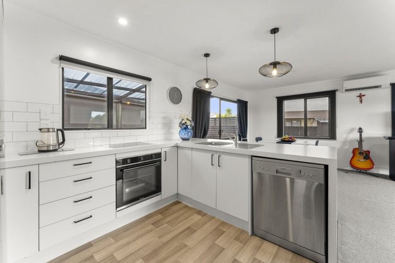 Photo of property in 79 Topaz Drive, Papamoa Beach, Papamoa, 3118