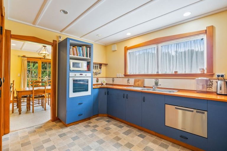 Photo of property in 154 Gear Road, Te Horo, Otaki, 5582