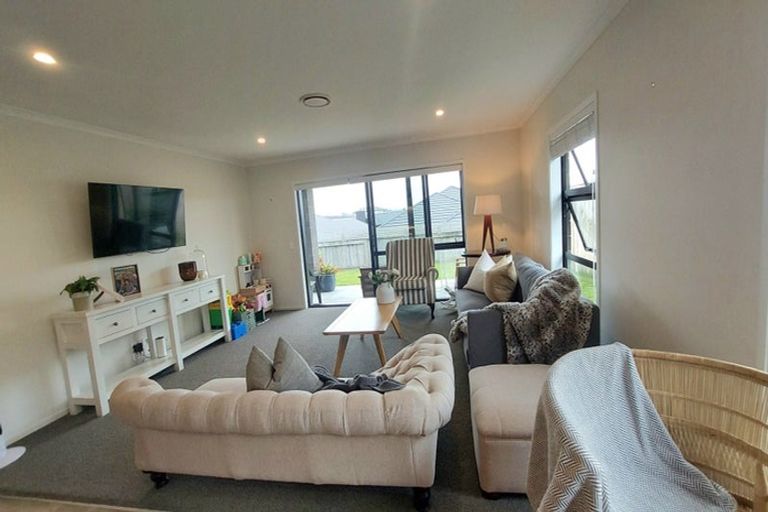 Photo of property in 12 Lily Way, Pyes Pa, Tauranga, 3112