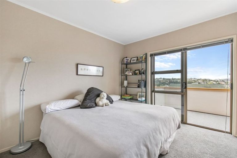 Photo of property in 16 Harper Street, Chatswood, Auckland, 0626