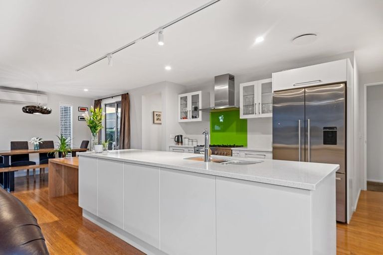 Photo of property in 7 Waterstock Way, Parklands, Christchurch, 8083