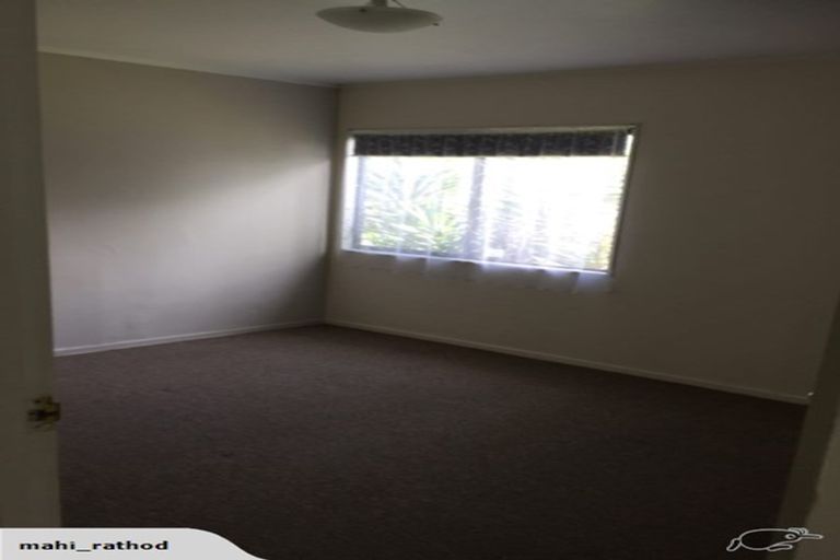 Photo of property in 2/9 Cornwall Road, Mangere, Auckland, 2022