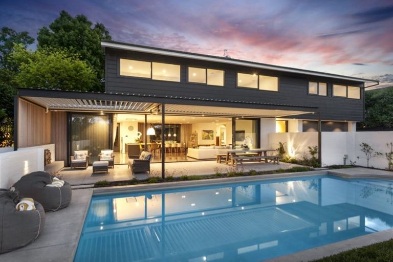 Photo of property in 106a Godden Crescent, Mission Bay, Auckland, 1071