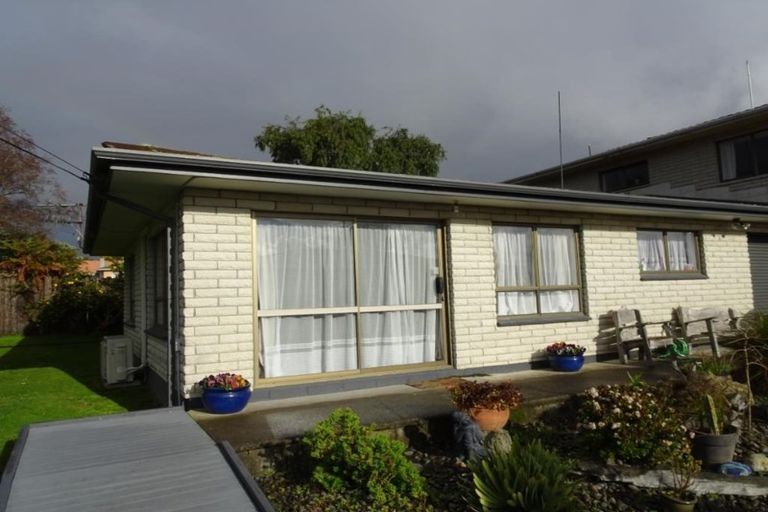 Photo of property in 27 Wingrove Road, Owhata, Rotorua, 3010