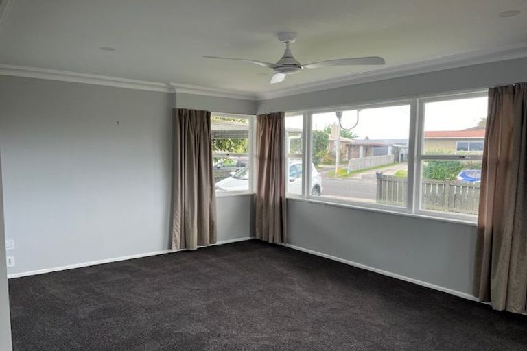 Photo of property in 8 Wembury Grove, Parkvale, Tauranga, 3112