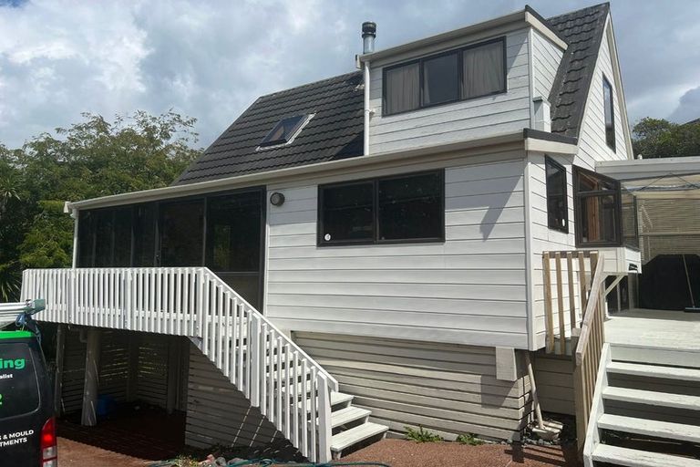 Photo of property in 8 Zealandia Road, Manly, Whangaparaoa, 0930