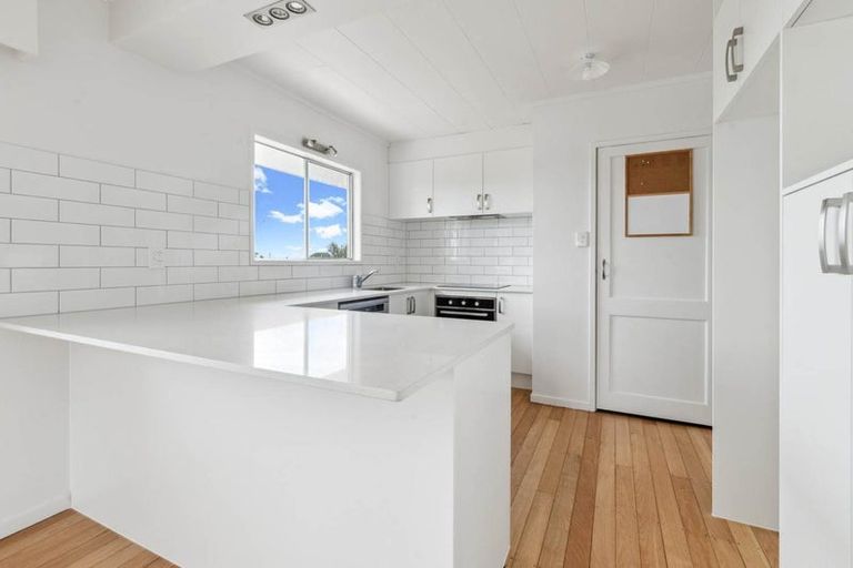 Photo of property in 34a Taylor Road, Mangere Bridge, Auckland, 2022