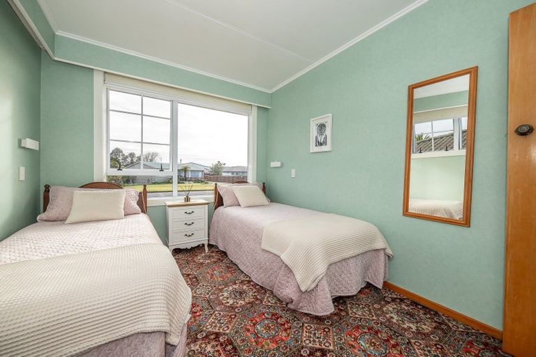 Photo of property in 38 Lyndhurst Street, Westport, 7825