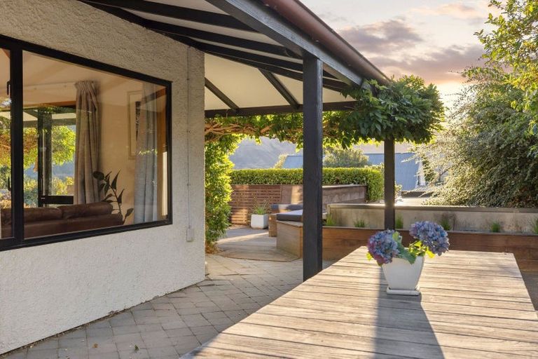 Photo of property in 66 Rata Street, Wanaka, 9305