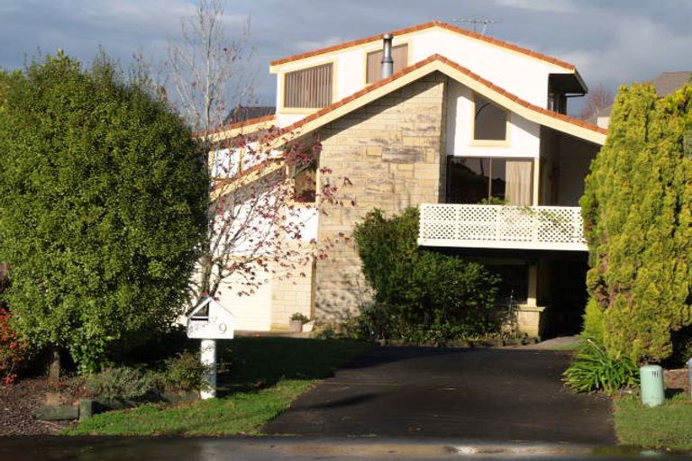 Photo of property in 9 Jolyn Place, Cockle Bay, Auckland, 2014