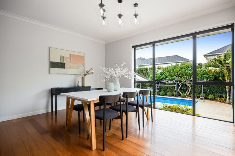 Photo of property in 35 Rock Isle Road, Torbay, Auckland, 0630