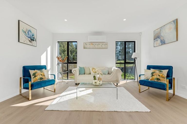 Photo of property in 2 Spudman Rise, Pukekohe, 2120