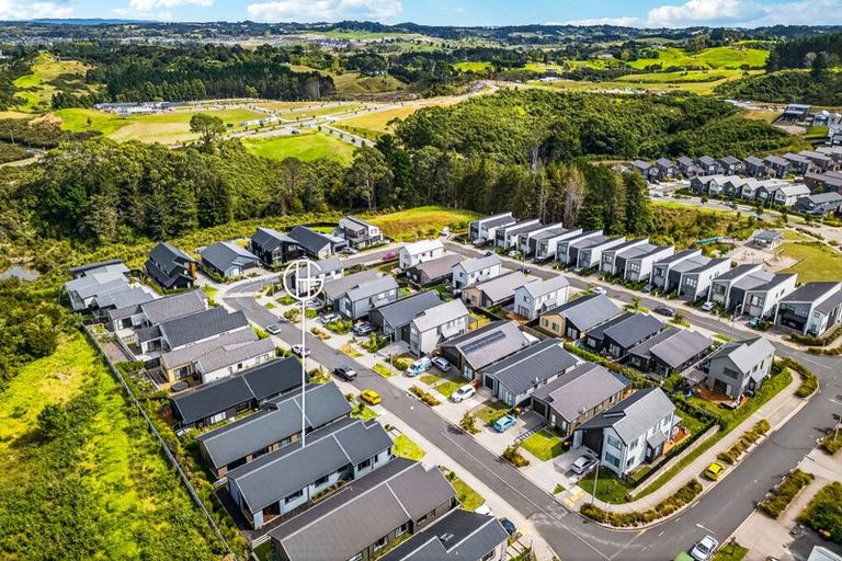 Photo of property in 54 Paparahi Place, Wainui, Silverdale, 0992