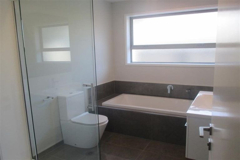 Photo of property in 27 Robert Duncan Road, Belfast, Christchurch, 8051