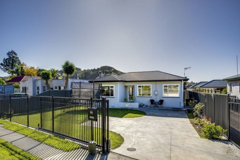 Photo of property in 91 Puketapu Road, Taradale, Napier, 4112