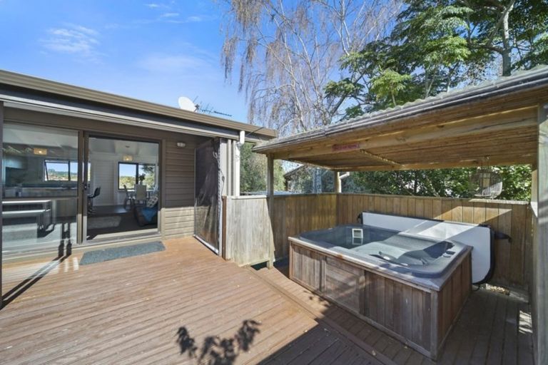 Photo of property in 1/15 Billabong Place, Botany Downs, Auckland, 2010