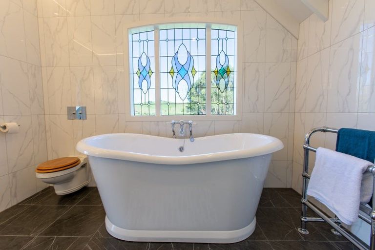 Photo of property in 66 Hamilton Road, Dannevirke, 4976