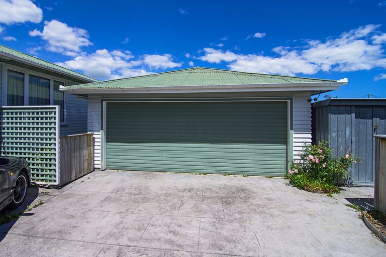 Photo of property in 9 Kiwi Street, Masterton, 5810
