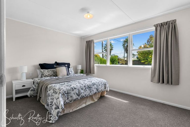 Photo of property in 15 Doctors Hill Road, Maungaturoto, 0520