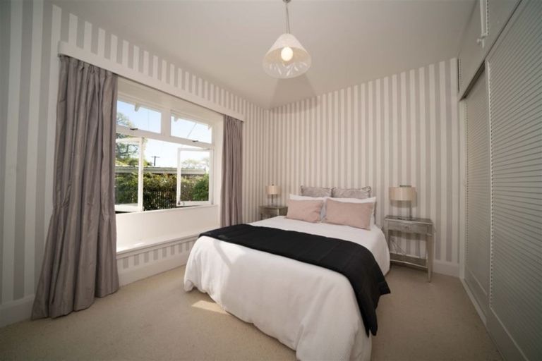 Photo of property in 65a Dyers Pass Road, Cashmere, Christchurch, 8022