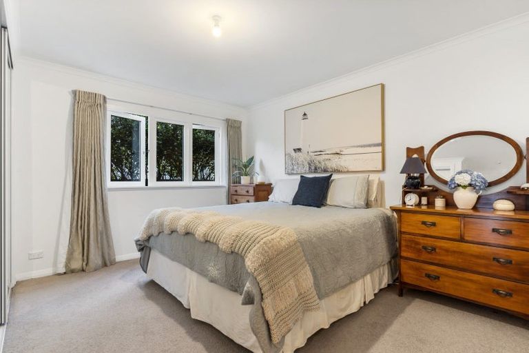 Photo of property in 6 Widdison Place, Whangamata, 3691