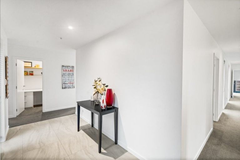 Photo of property in 35 Chris Drive, Rolleston, 7614