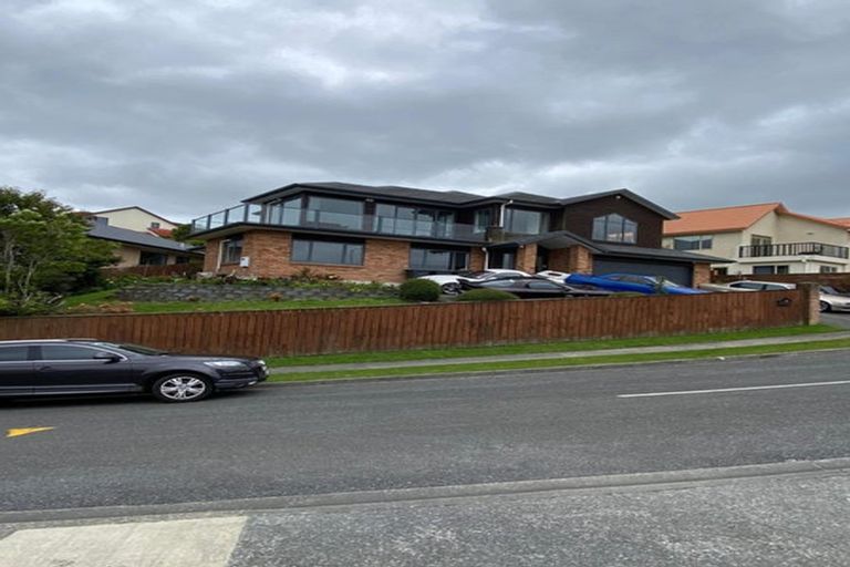 Photo of property in 84 Cypress Drive, Maungaraki, Lower Hutt, 5010