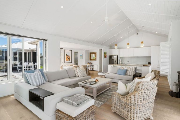 Photo of property in 133 Motu Capri, Pauanui, Hikuai, 3579