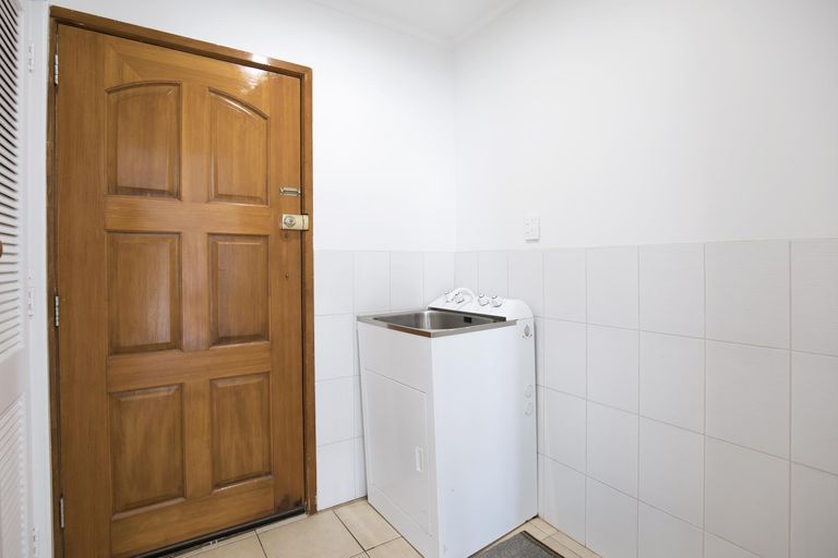 Photo of property in 1/66 Hillcrest Road, Papatoetoe, Auckland, 2025