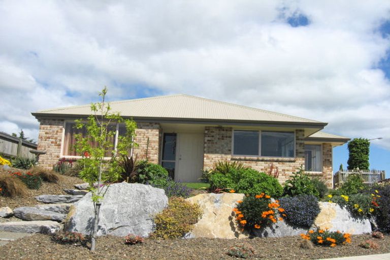 Photo of property in 74 Fergusson Street, Stoke, Nelson, 7011