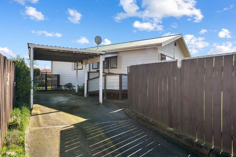 Photo of property in 15 Pukeko Street, Paraparaumu, 5032