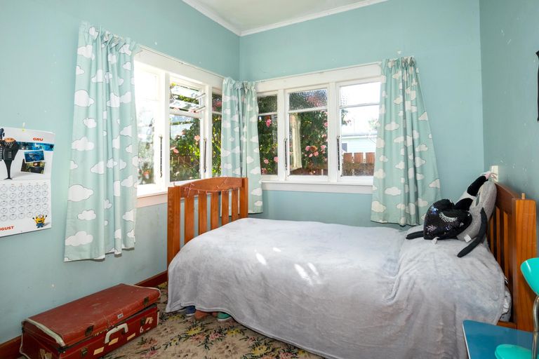 Photo of property in 25 Campbell Street, Geraldine, 7930