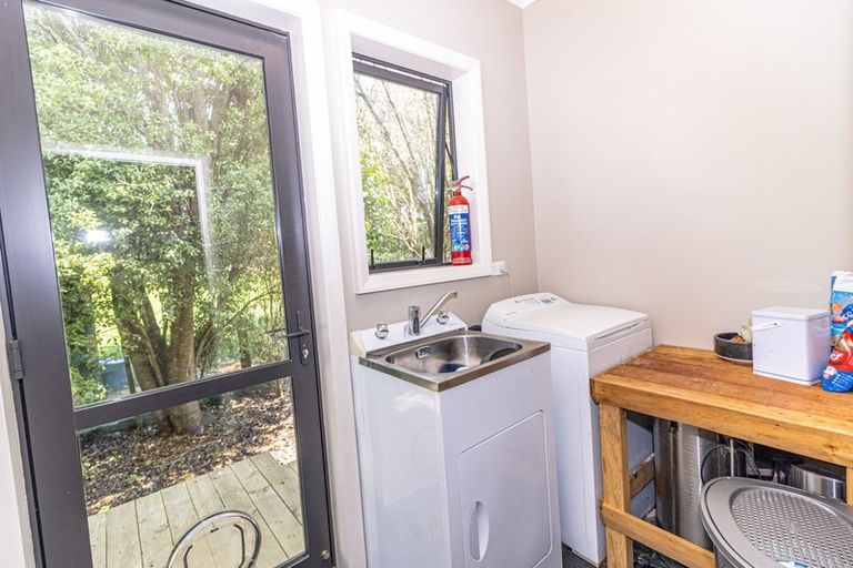 Photo of property in 165 Ridge Road, Pahiatua, 4983