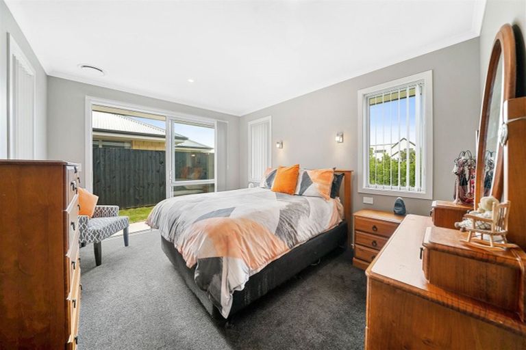 Photo of property in 4 Derek Anderson Place, Halswell, Christchurch, 8025