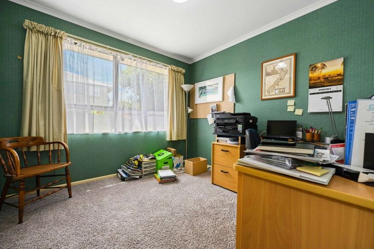 Photo of property in 111a Poaka Avenue, Dinsdale, Hamilton, 3204