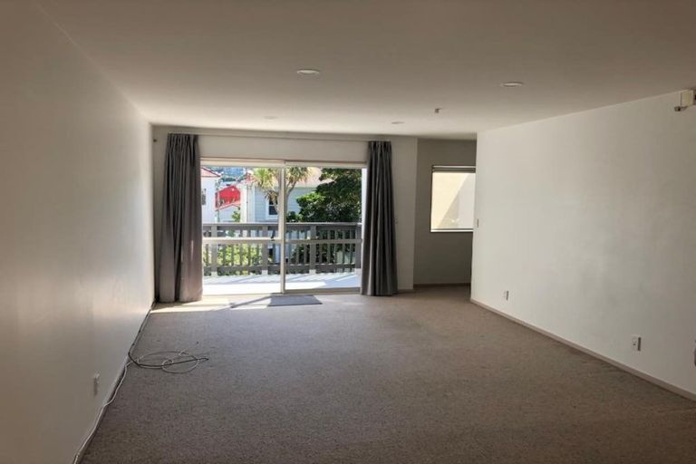 Photo of property in 2/33 Hiropi Street, Newtown, Wellington, 6021