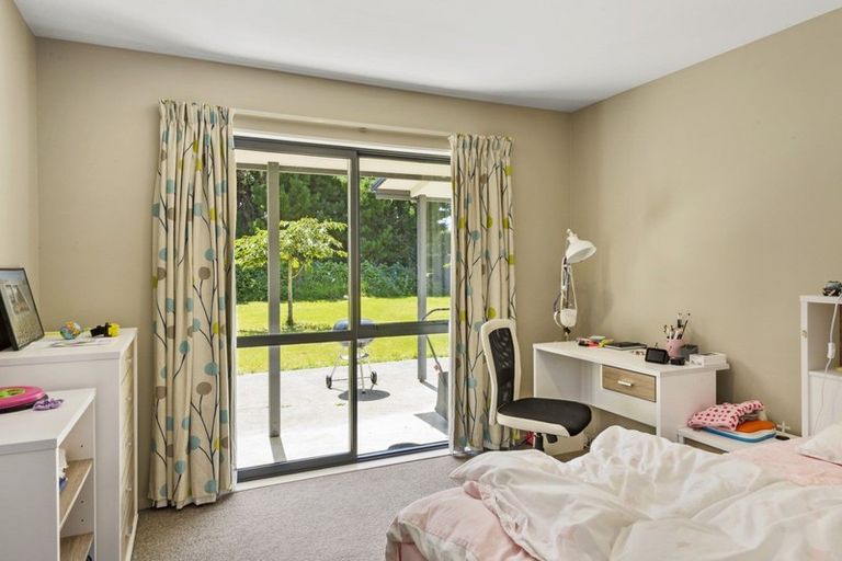 Photo of property in 21a Cross Street, Coalgate, 7673